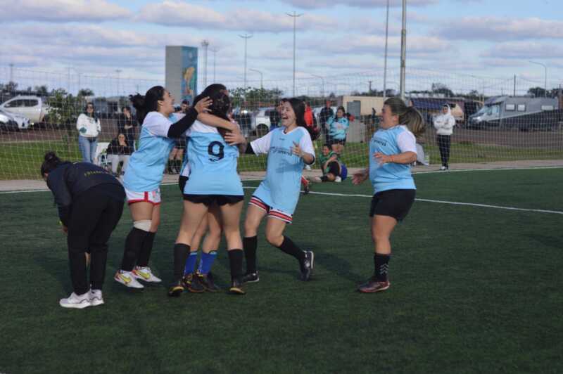 El Torneo de Invierno impulsó el crecimiento del fútbol femenino posadeño en Costa Sur 4 futbol posadeno costa sur 4