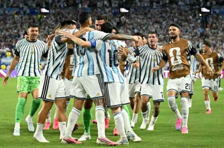 ¡A cuartos! Argentina lo dio vuelta y ganó 3 a 2
