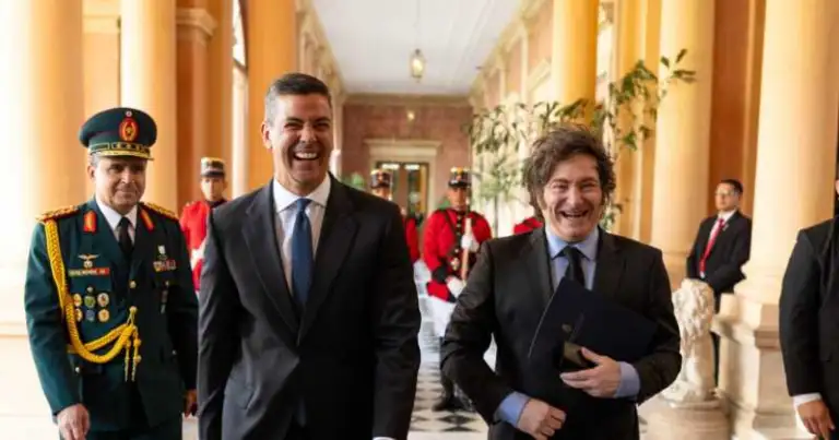 Los argentinos son el segundo grupo de extranjeros que más residencias tramitó en Paraguay