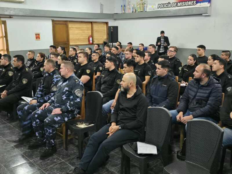 Misiones se prepara para El Niño: la Policía comenzó a censar familias para posibles evacuaciones 4 WhatsApp Image 2026 08 24 at 20.20.28 2