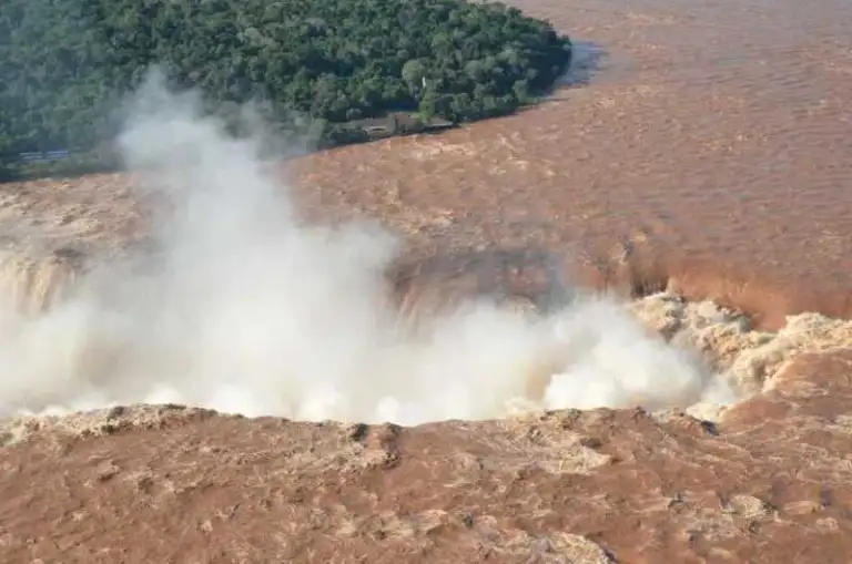 El circuito Garganta del Diablo cerrará durante 40 días por prevención ante la crecida del río Iguazú