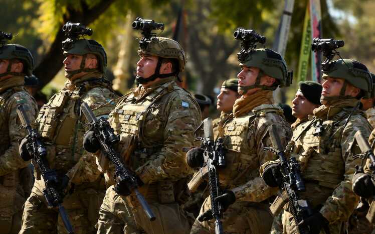 militar