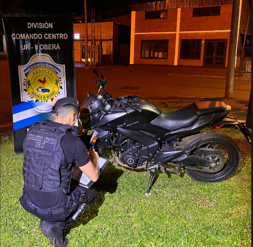 Operativo antipicadas en Oberá: cinco motos secuestradas y dos jóvenes demorados 1 Captura de pantalla 2026 10 11 112810